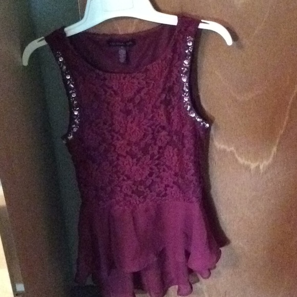 Top - Picture 1 of 1